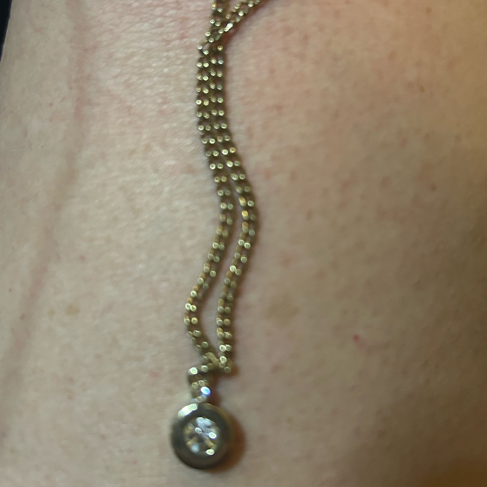 Elegant Gold Pendant bracelet